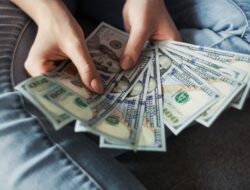 15 Kata Motivasi Cari Uang agar Semangat Mencapai Kesuksesan Finansial