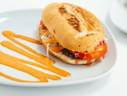 Kata-Kata Promosi Makanan di WA: Bikin Ngiler dan Cepat Laris!