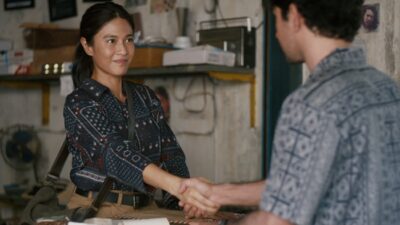 Deretan Hal Penting Tentang Adaptasi Film Laut Bercerita yang Wajib Kamu Tahu Sebelum Tayang di Bioskop
