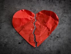 25 Kata-Kata Bijak untuk yang Sedang Patah Hati yang Bisa Menenangkan Perasaan