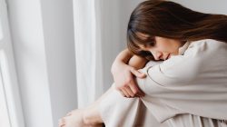 Kebiasaan Ringan di Pagi dan Sore Hari yang Ternyata Bisa Bantu Bikin Hari Kamu Lebih Menyenangkan